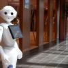 Pepper Roboter in der Bibliothek